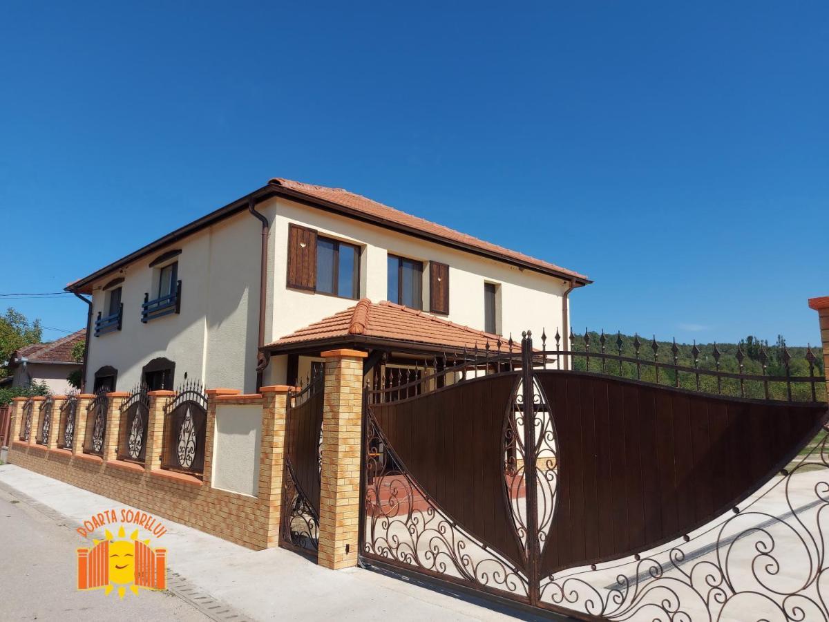 Poarta Soarelui Villa Teliucu Inferior Exterior photo